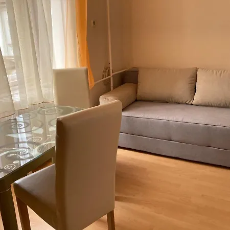 Apartment Szechenyi *